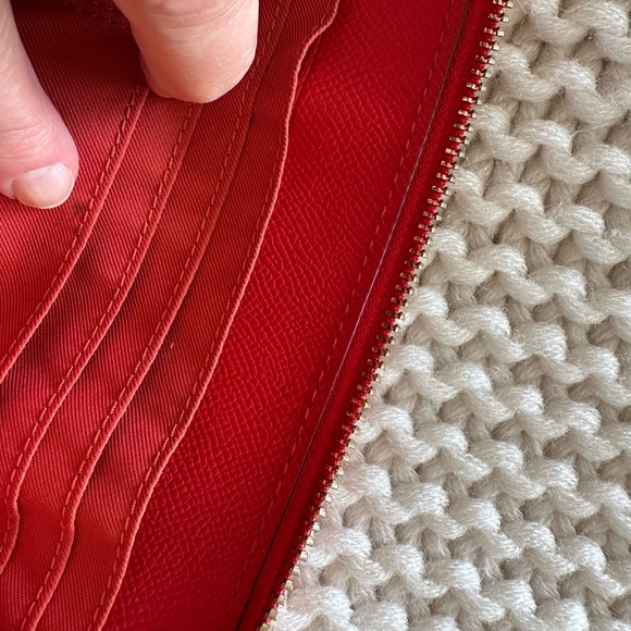 Coach cross grain embossed logo 10” wristlet w/removable strap. 6 cc slots - Picture 7 of 11